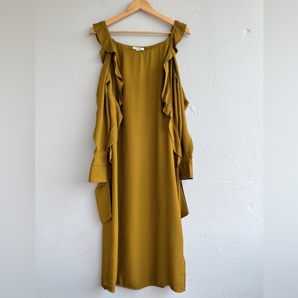 H&M | Ruffled Midi Dress